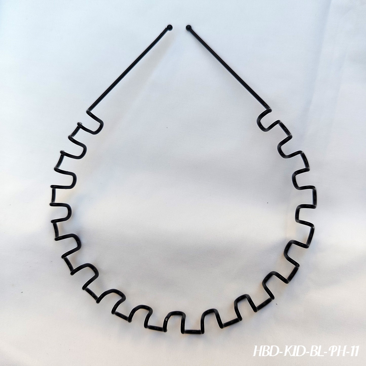 Black Metal Zigzag Hair Clip