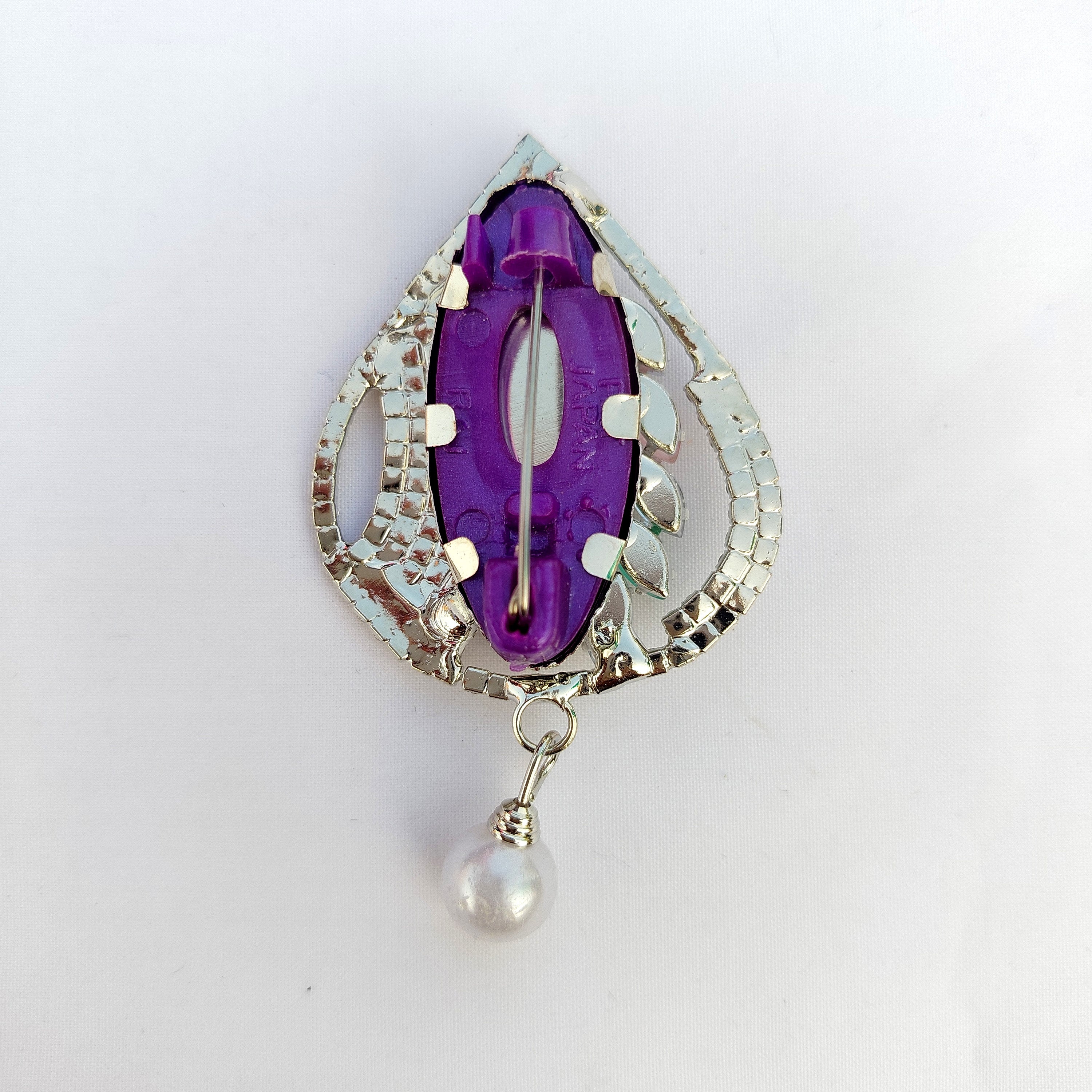 Premium Diamond Saree Pin - Teardrop Design with Pearl Drop