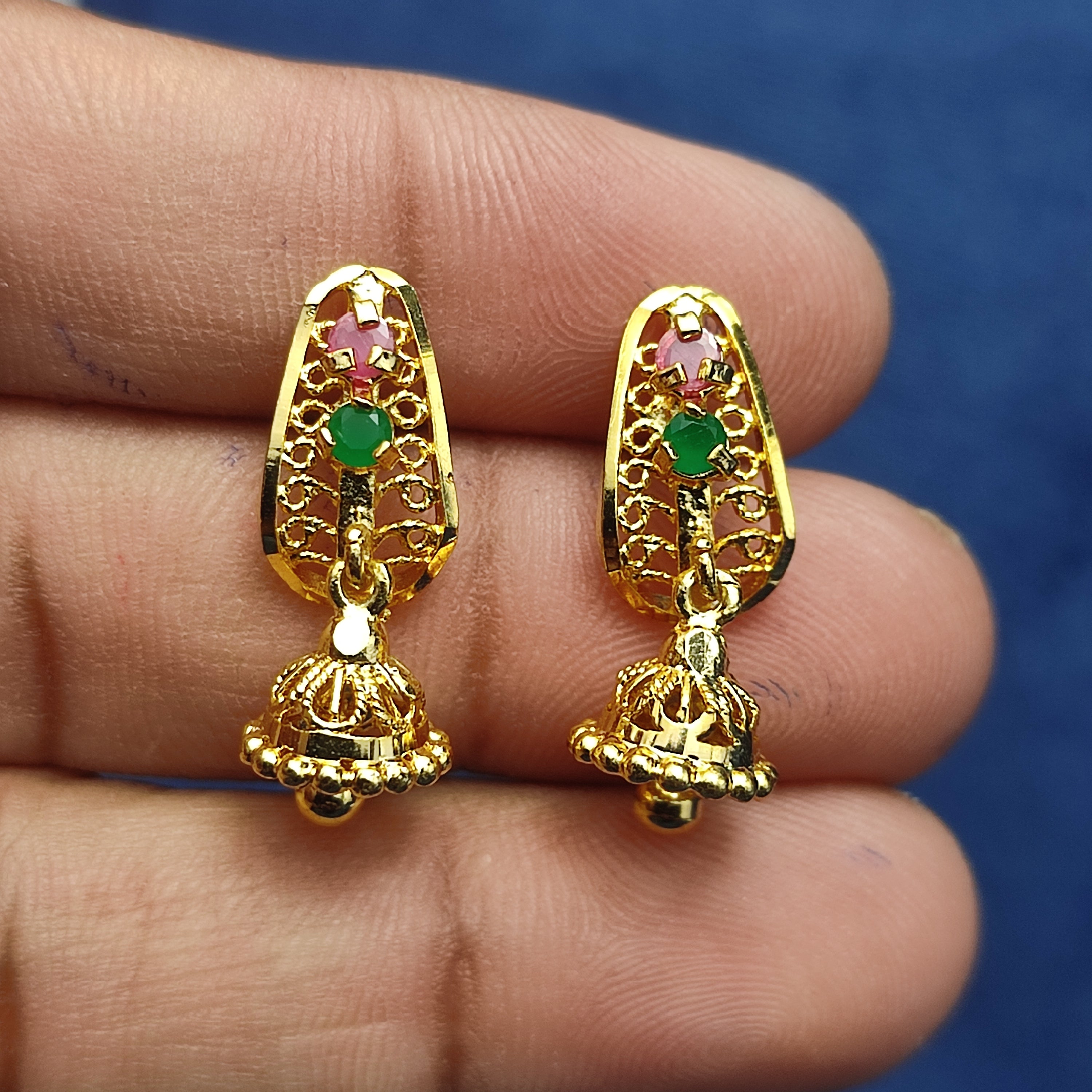Gold plated Jhumka earrings