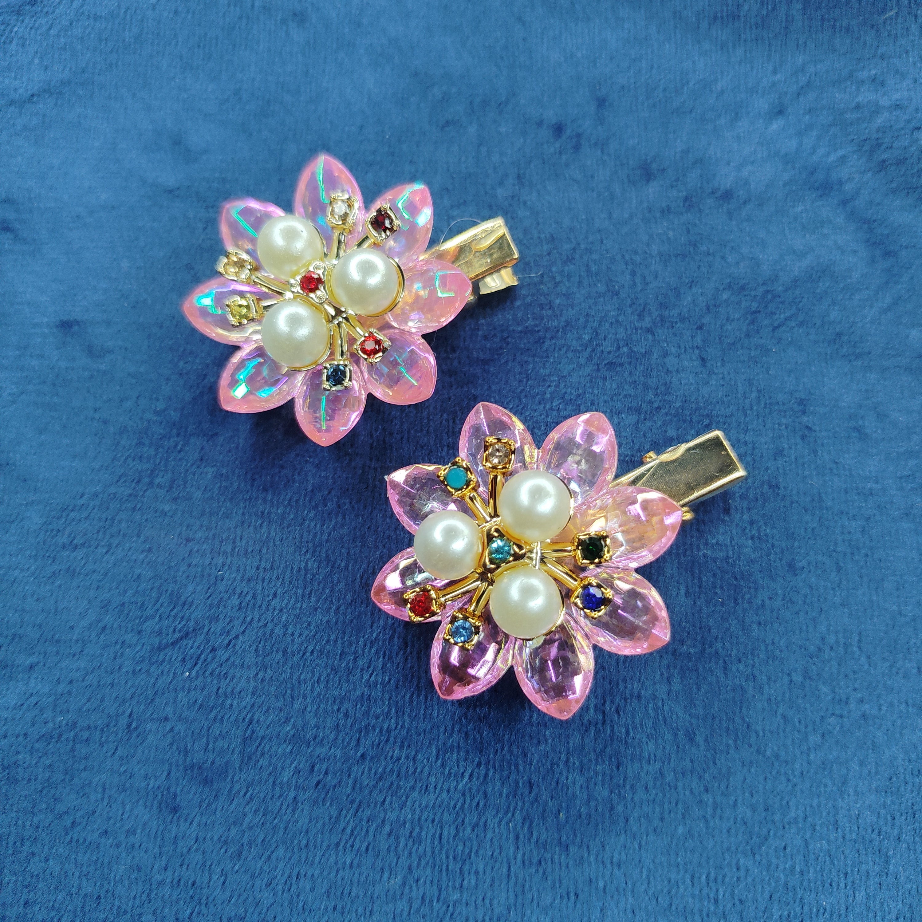 Sparkly flower hair clips for kids